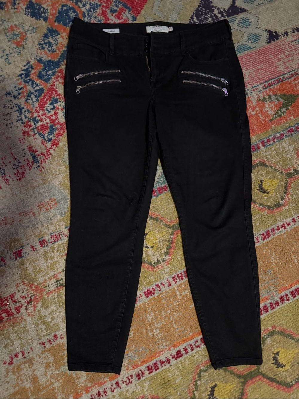 Torrid size 20R Black Women’s Skinny Jeans with Front Zip Details